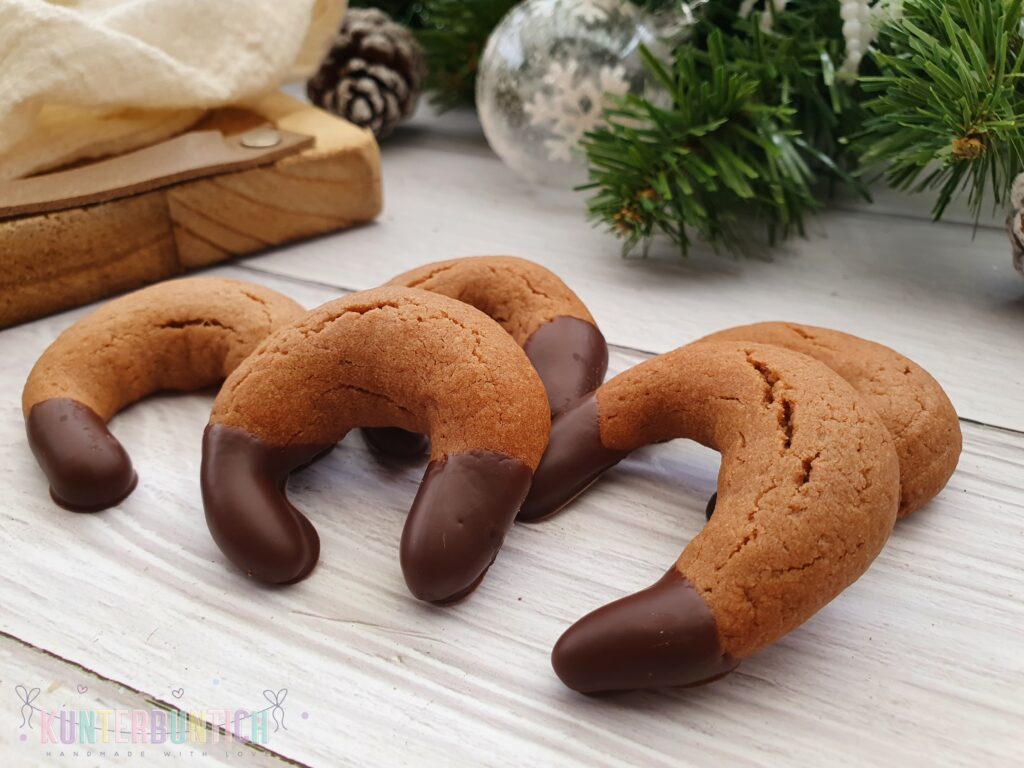 Rezept Weihnachtsplätzchen Nougatkipferl