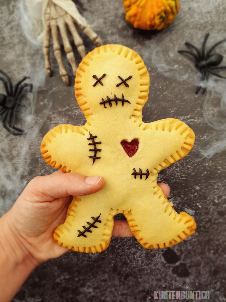 Halloween Voodoo-Keks Plätzchen Mürbteig Marmelade