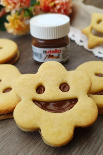 Smiley Kekse Mürbteig Füllung Nutella