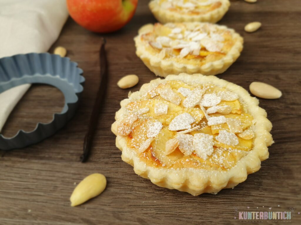 Apfeltartelettes Blätterteig Mandeln Mandelcreme frangipane