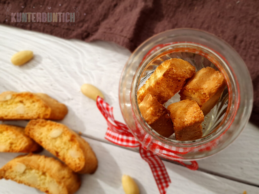 Cantuccini italienisches Gebäck Kekse