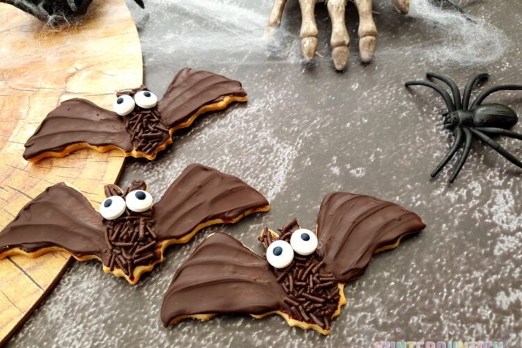 Halloween Fledermäuse Kekse Mürbteig Schokolade